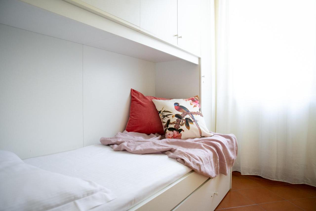 Iseolakerental - Riva House Riva di Solto Kültér fotó